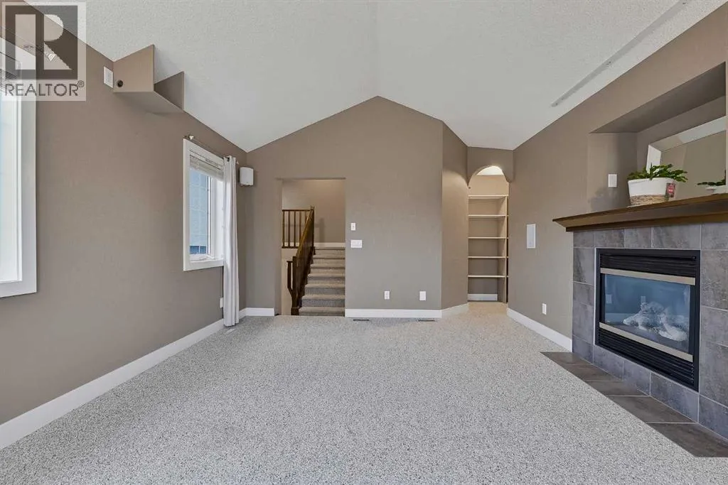 36 Evergreen Square SW