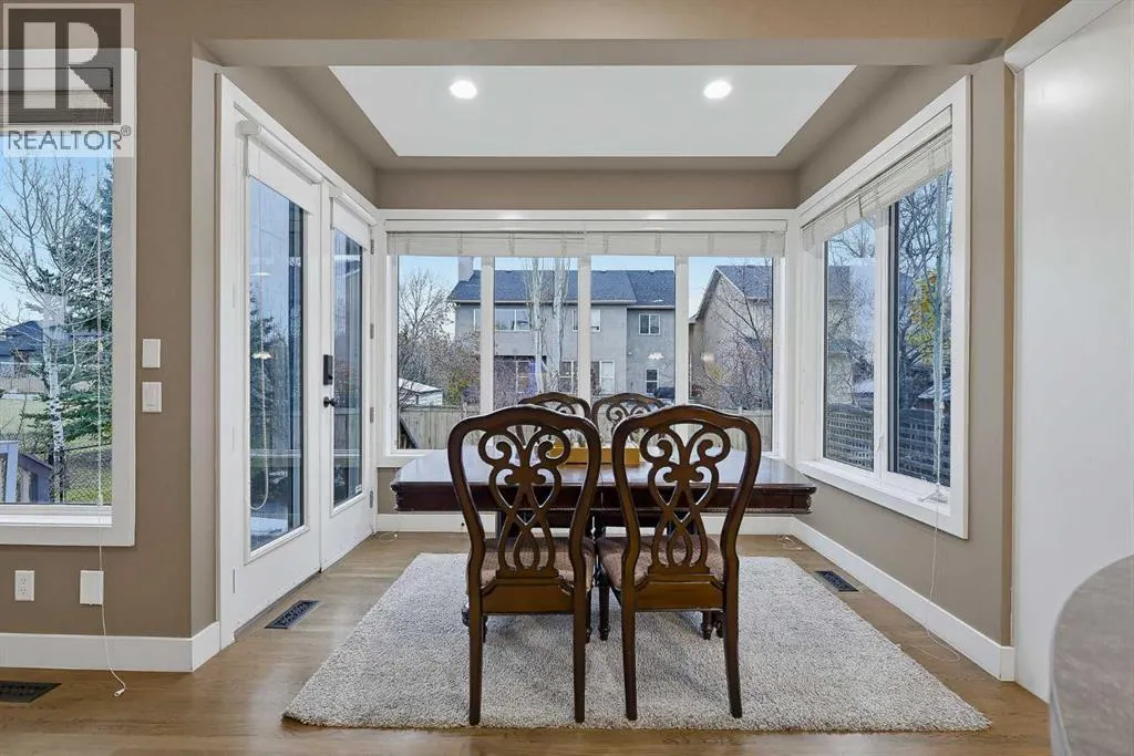 36 Evergreen Square SW