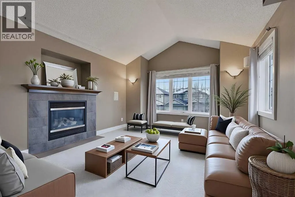 36 Evergreen Square SW