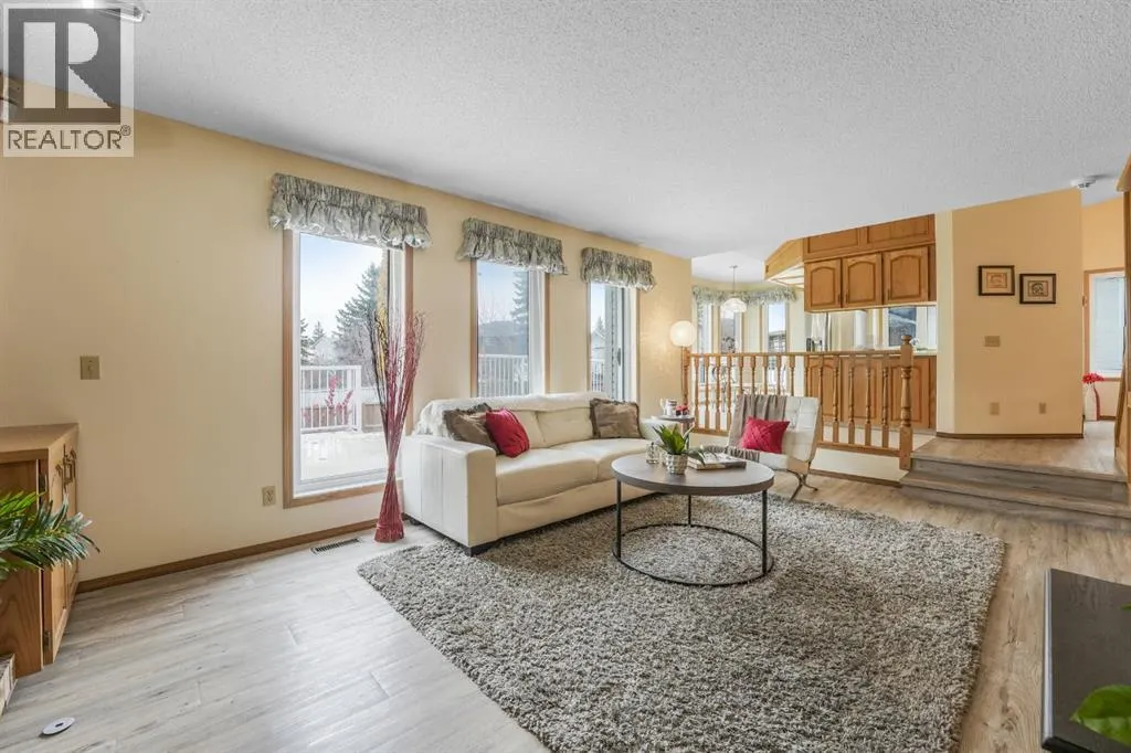 61 Shannon Crescent SW