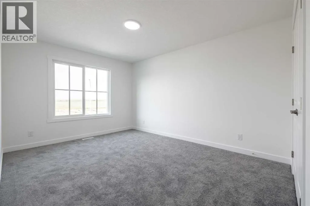 304 Edgefield Close