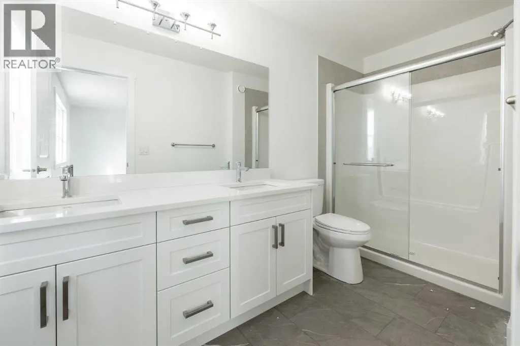 304 Edgefield Close