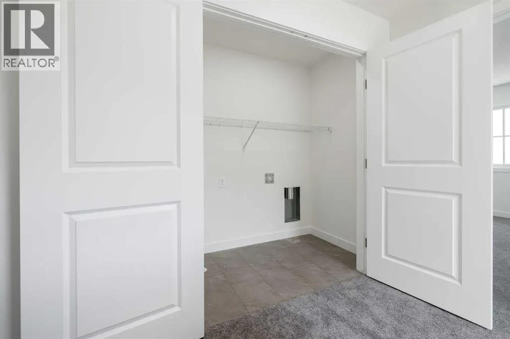 304 Edgefield Close