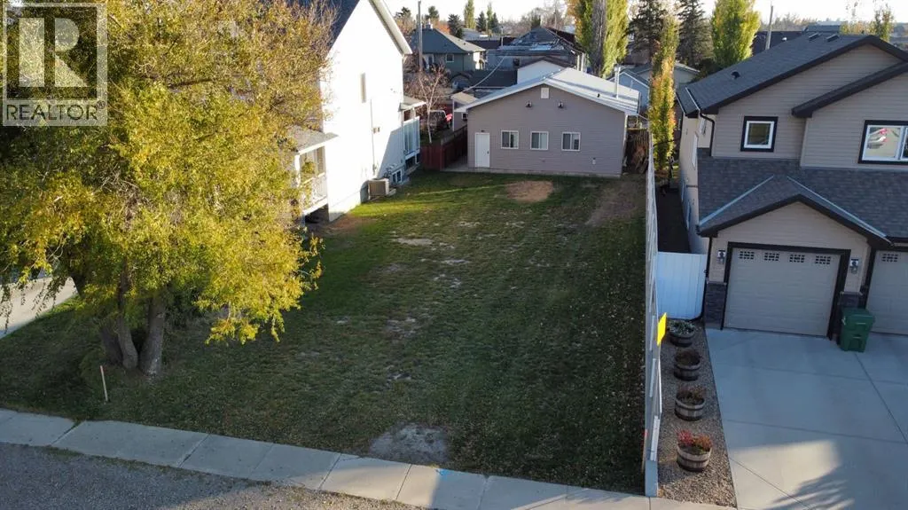 1120 43 Street N