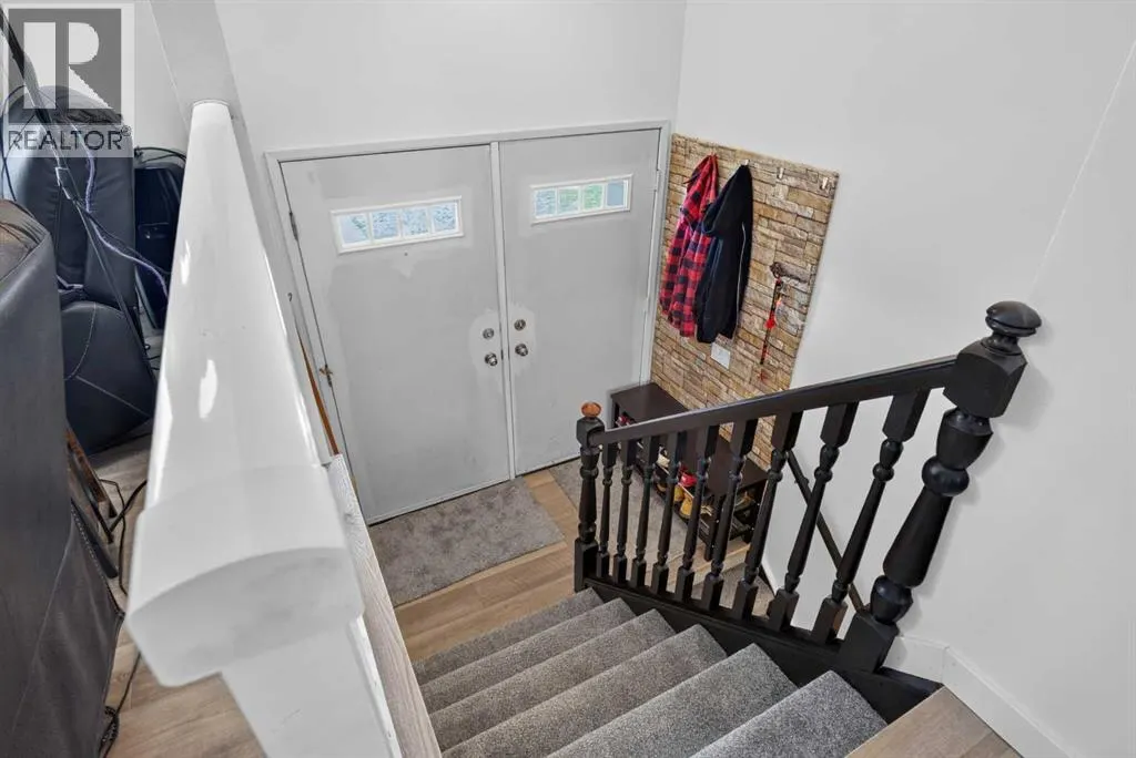 1051 Abbeydale Drive NE
