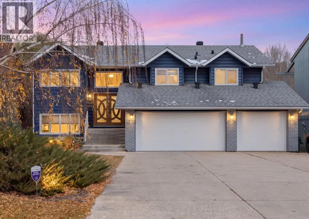 32 Bow Village Crescent NW