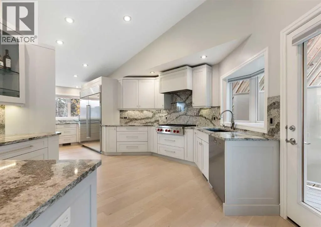 32 Bow Village Crescent NW