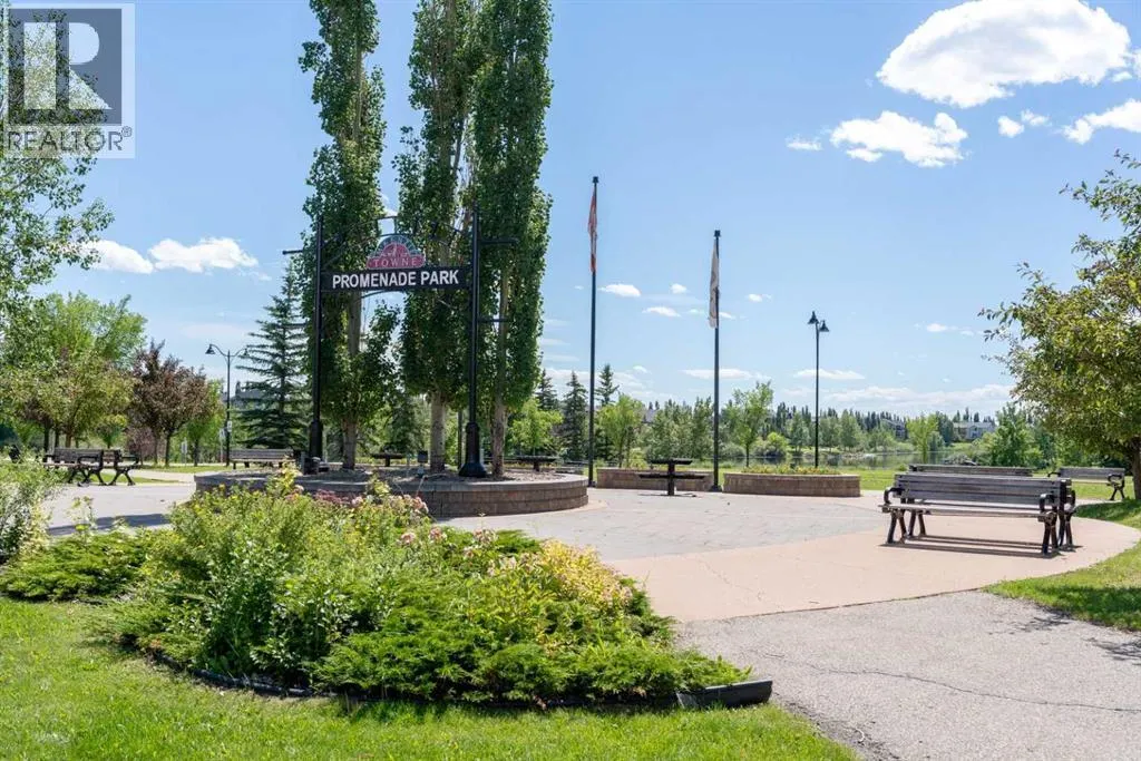 24 Mt Allan Circle SE