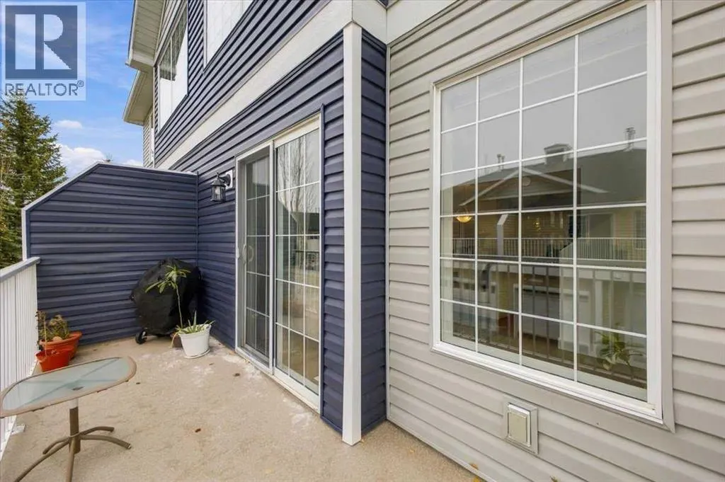 619 Country Village Cape NE