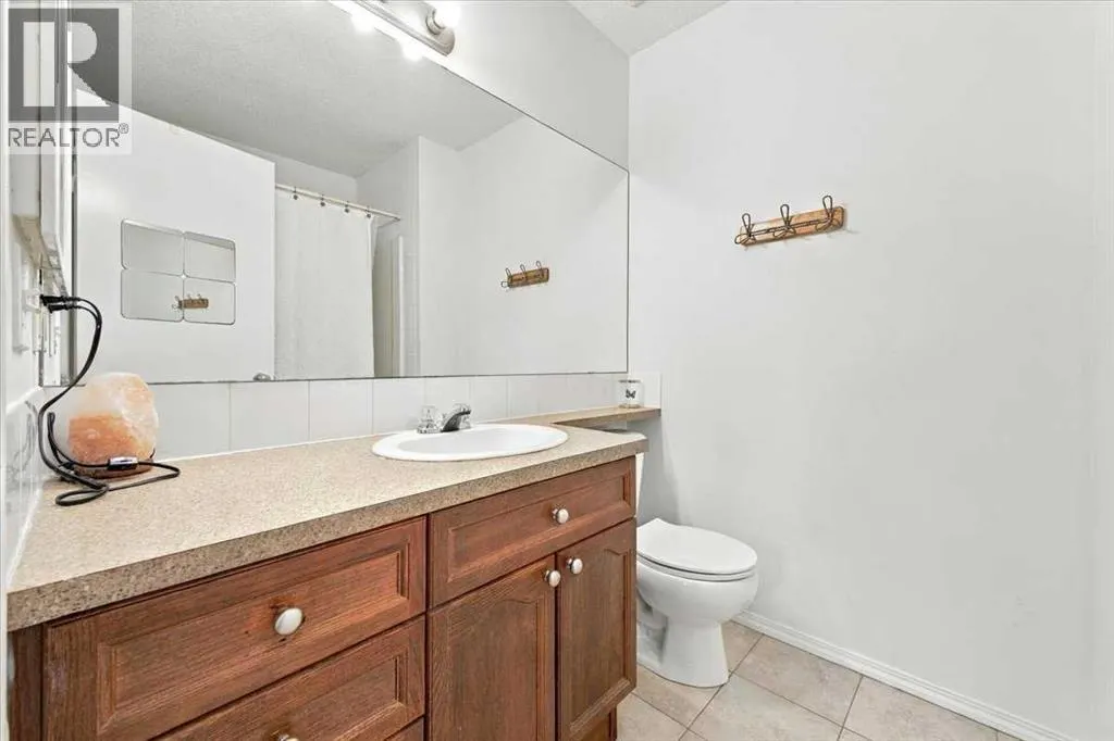 619 Country Village Cape NE