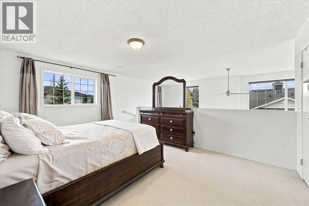 619 Country Village Cape NE