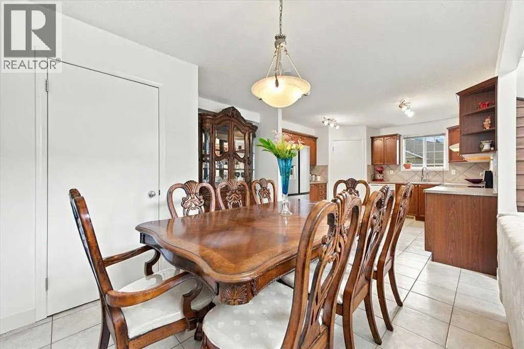 619 Country Village Cape NE