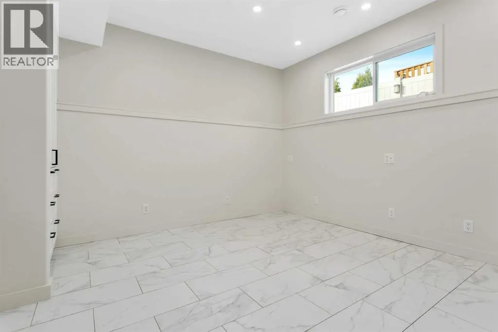 37 Valmont Street
