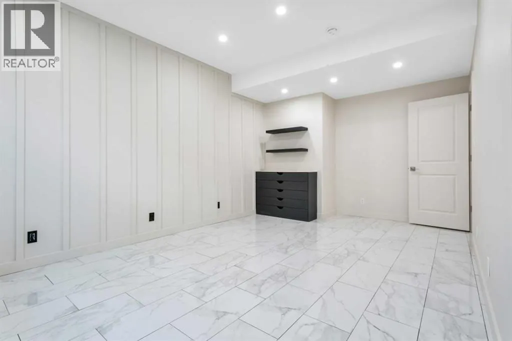 37 Valmont Street