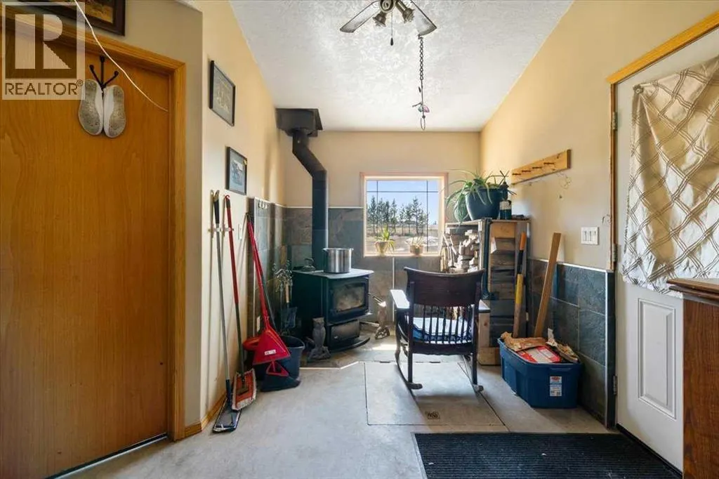 25, 712016 Range Road 72A  W