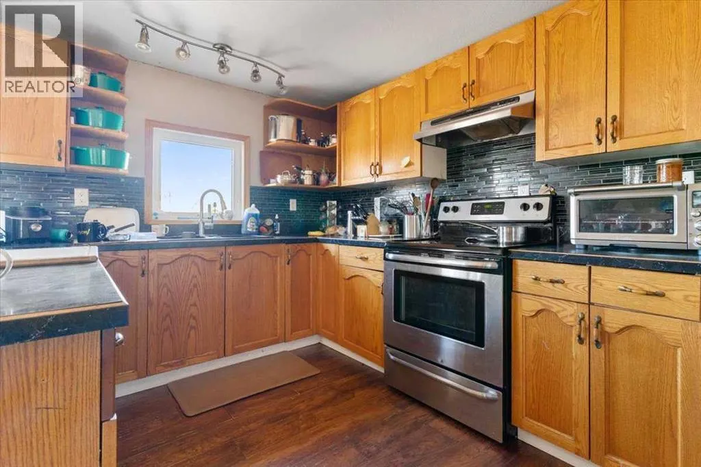 25, 712016 Range Road 72A  W