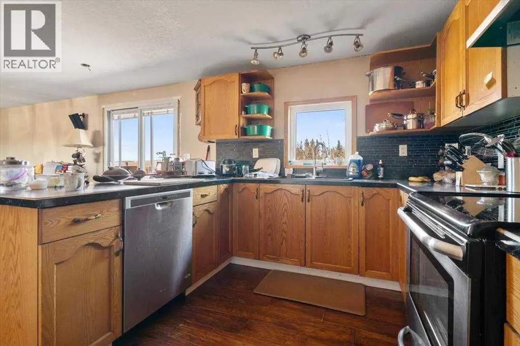 25, 712016 Range Road 72A  W
