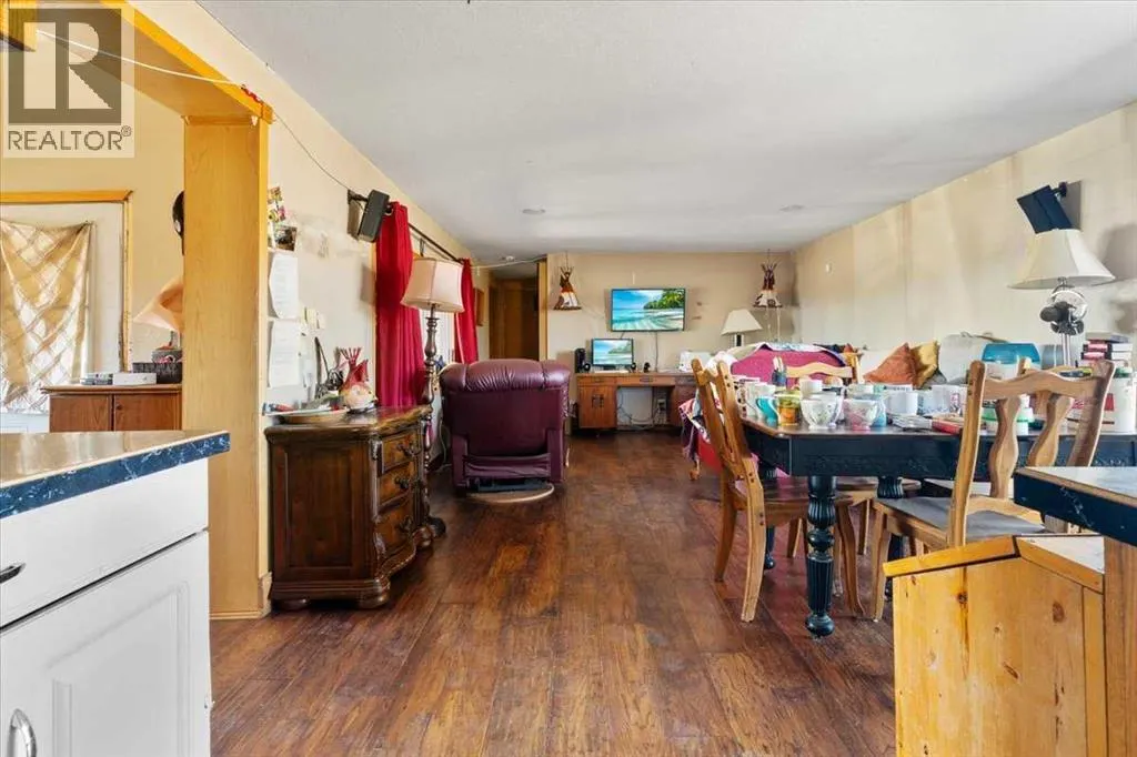 25, 712016 Range Road 72A  W