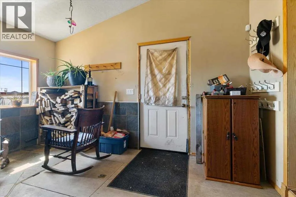 25, 712016 Range Road 72A  W
