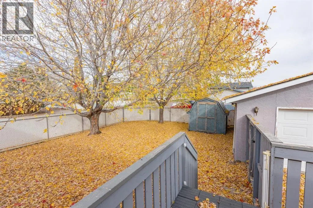 5 Stapeford Crescent SE
