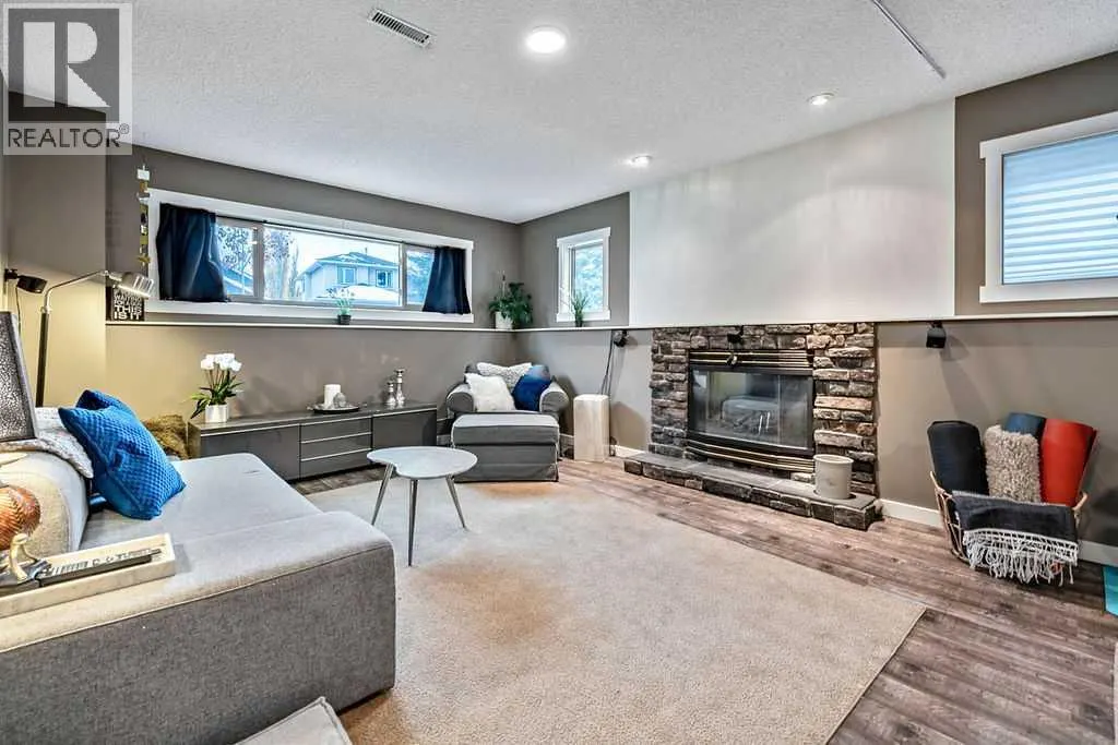 48 Cimarron Hill