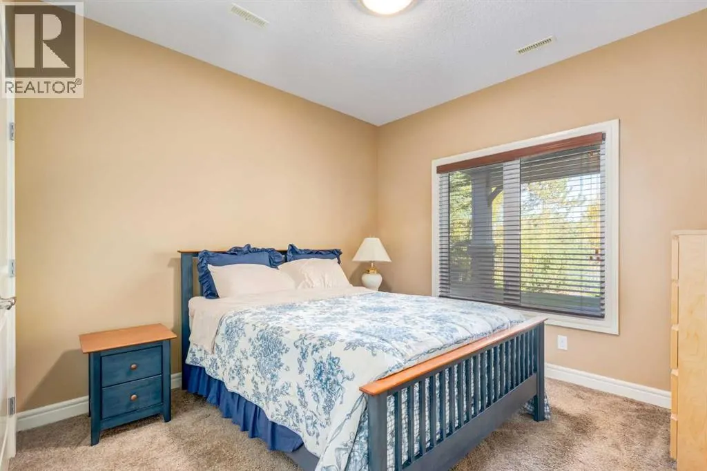206 Waterside Court