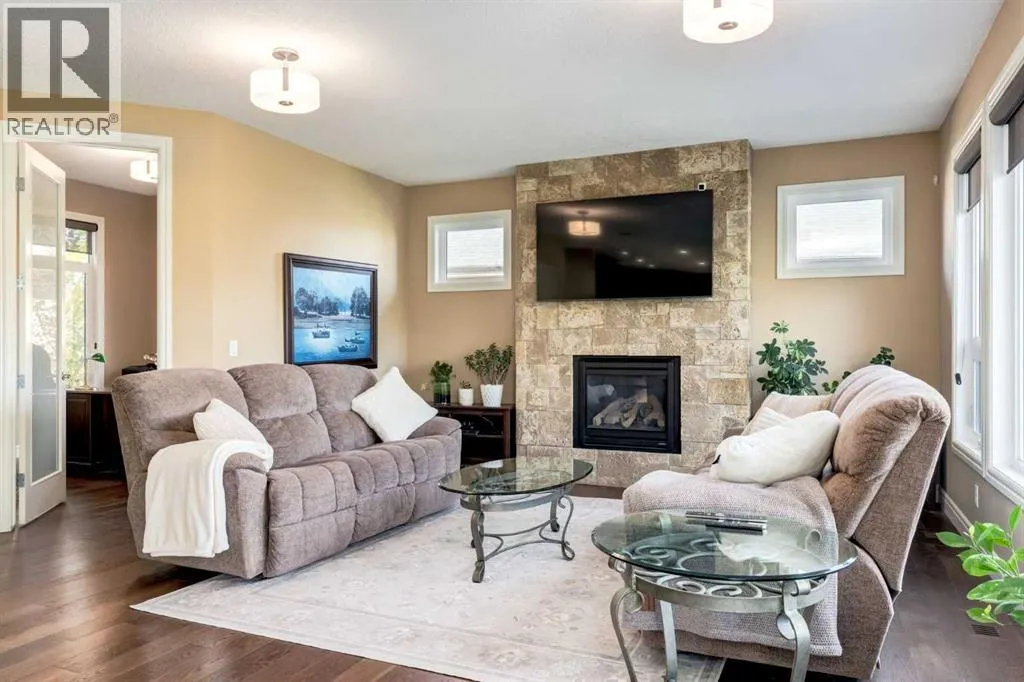 206 Waterside Court