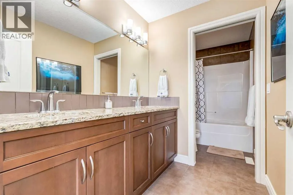 206 Waterside Court