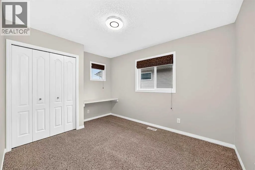 157 Sage Valley Road NW