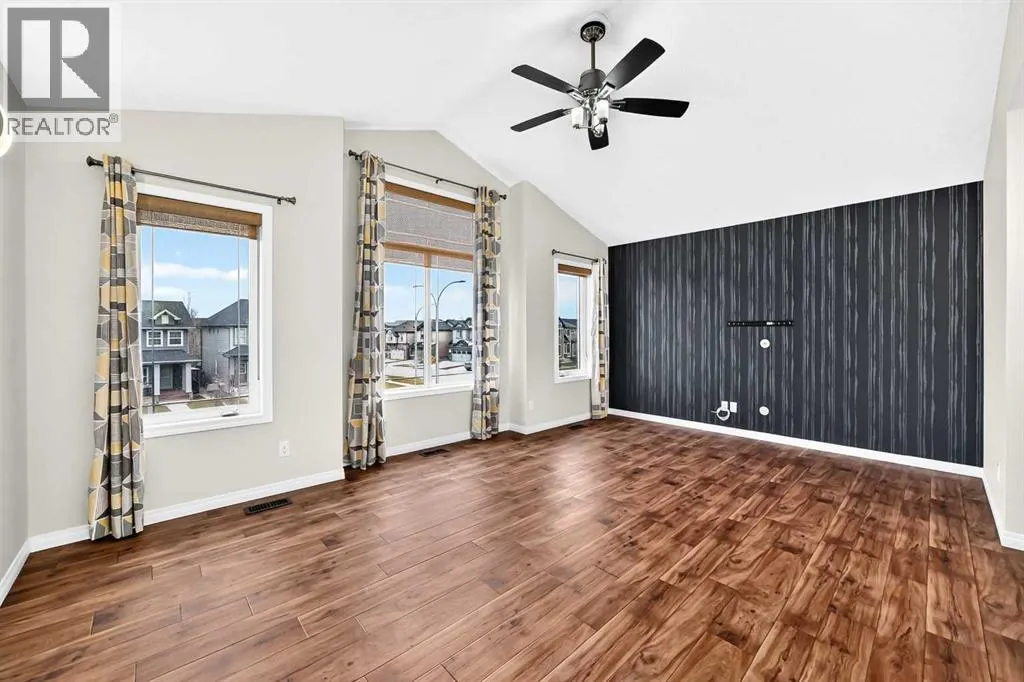 157 Sage Valley Road NW