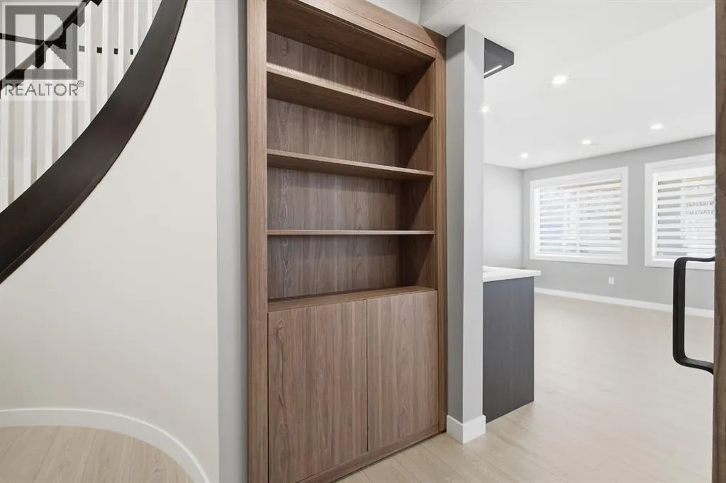 101 Evansborough Green NW