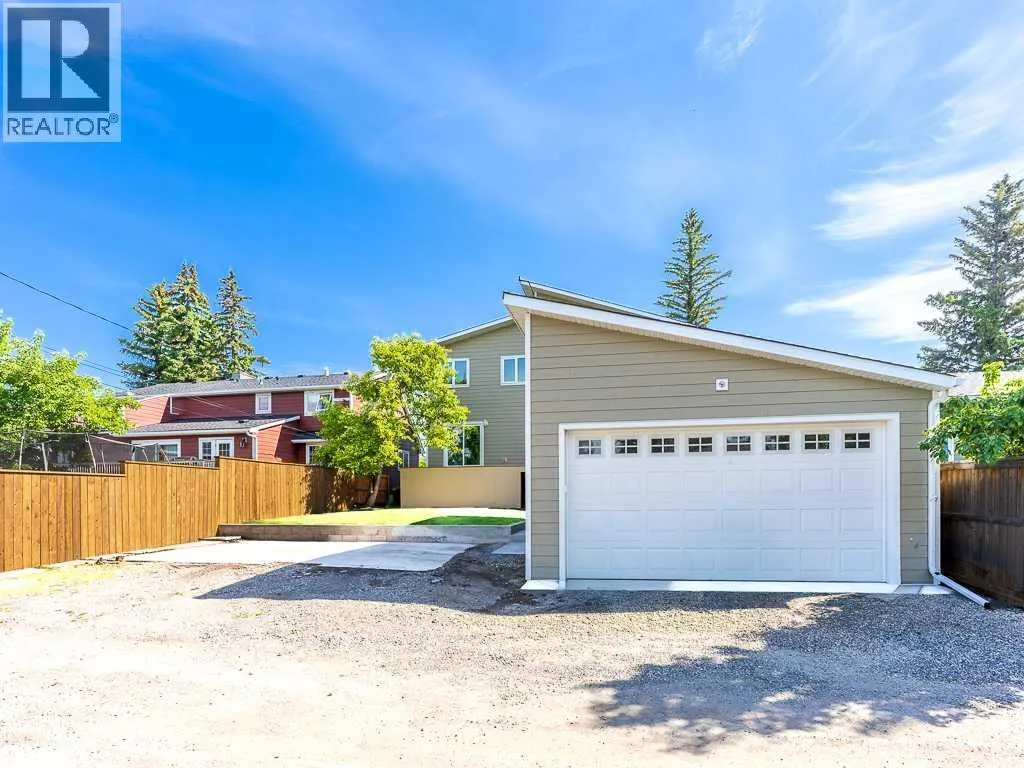 3520 Bulyea Crescent NW