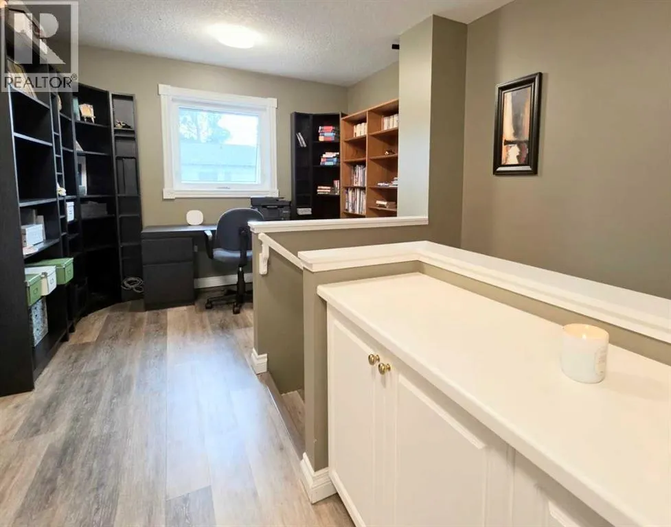 672 Killarney Glen Court SW