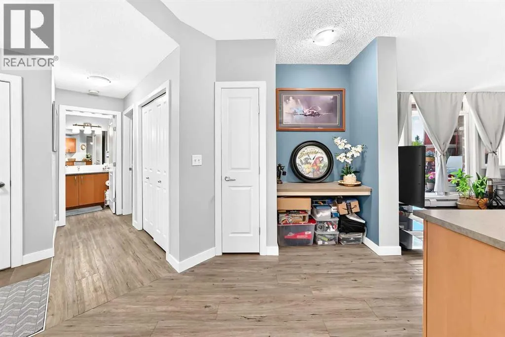 115, 156 Country Village Circle NE