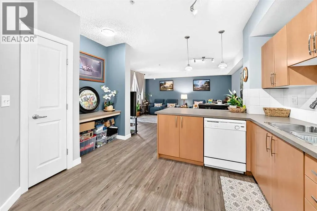 115, 156 Country Village Circle NE