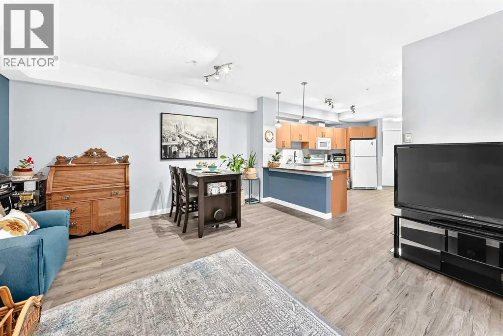115, 156 Country Village Circle NE