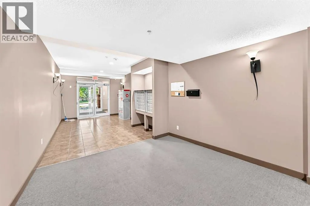 115, 156 Country Village Circle NE