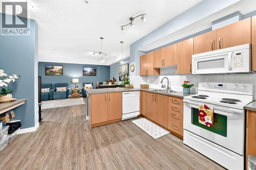 115, 156 Country Village Circle NE