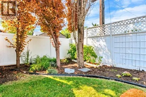 240 Ebert Close