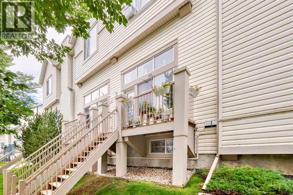 105 COPPERFIELD Lane SE