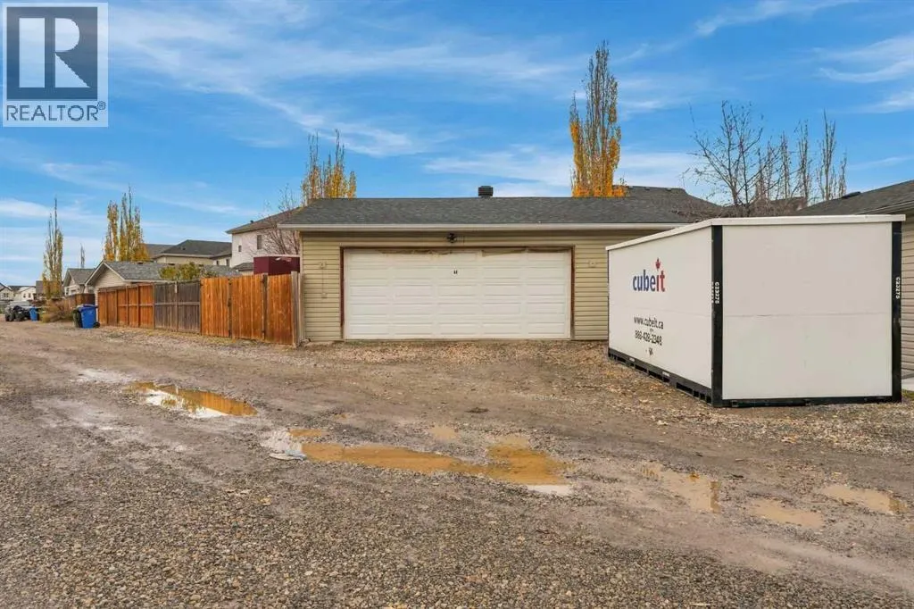 88 Copperstone Gardens SE