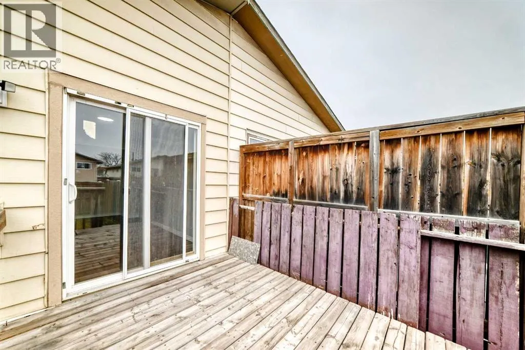 127 Whitworth Way NE