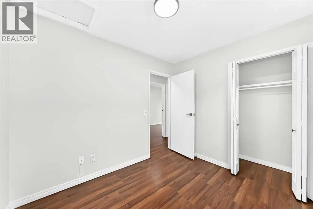 127 Whitworth Way NE