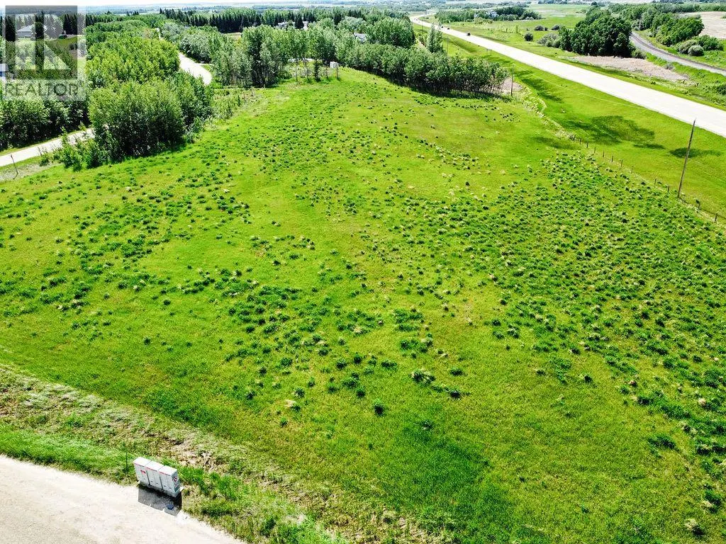 102,  46520 Range Road 213