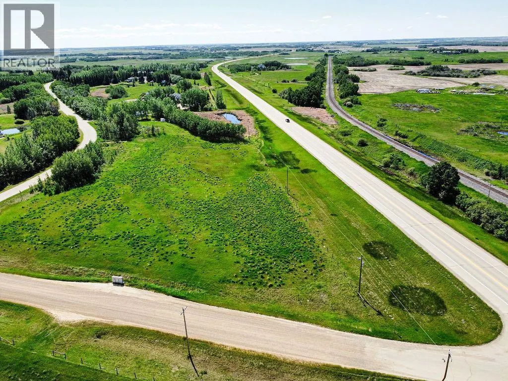 102,  46520 Range Road 213