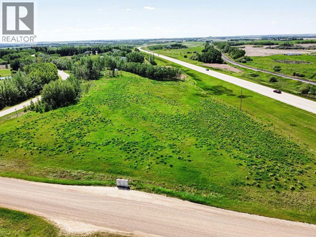 102,  46520 Range Road 213