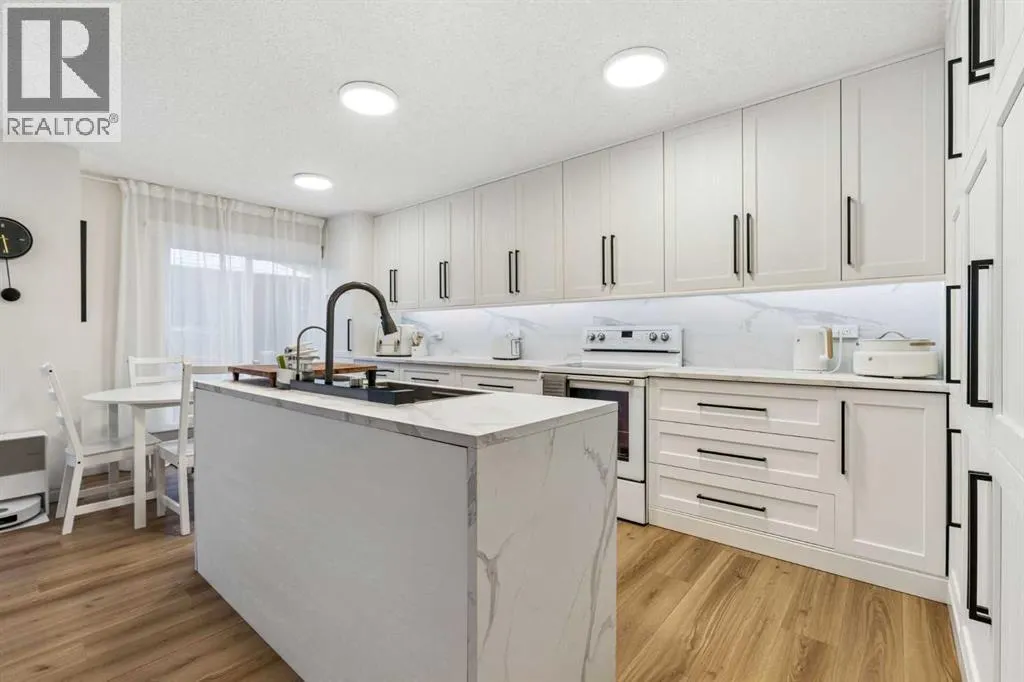 89 Crystalridge Close