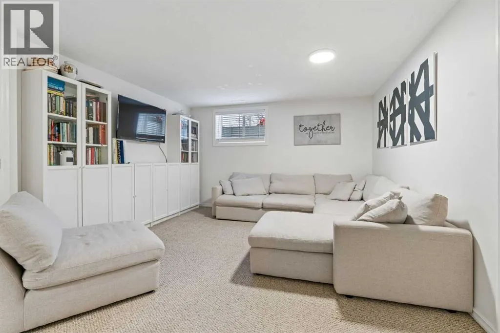 89 Crystalridge Close