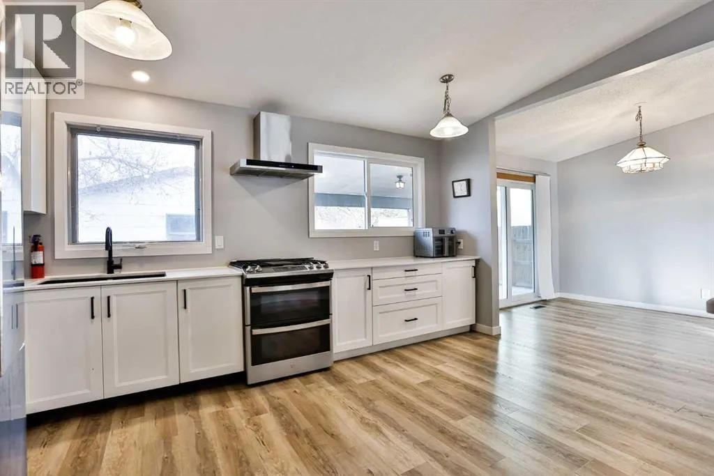21 Lafayette Crescent