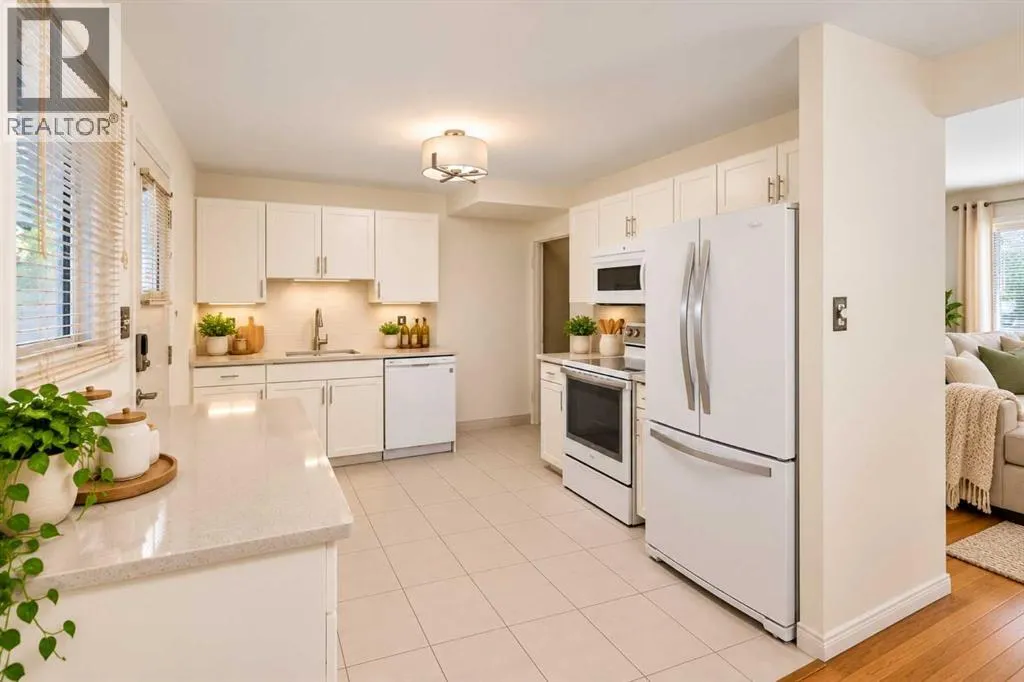 554 Killarney Glen Court SW